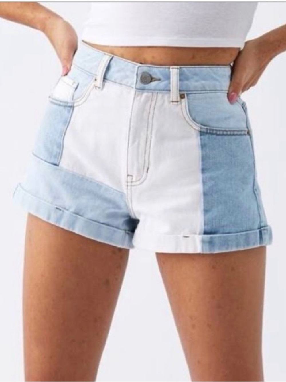 PACSUN Colorblock mom Jean Shorts size 26